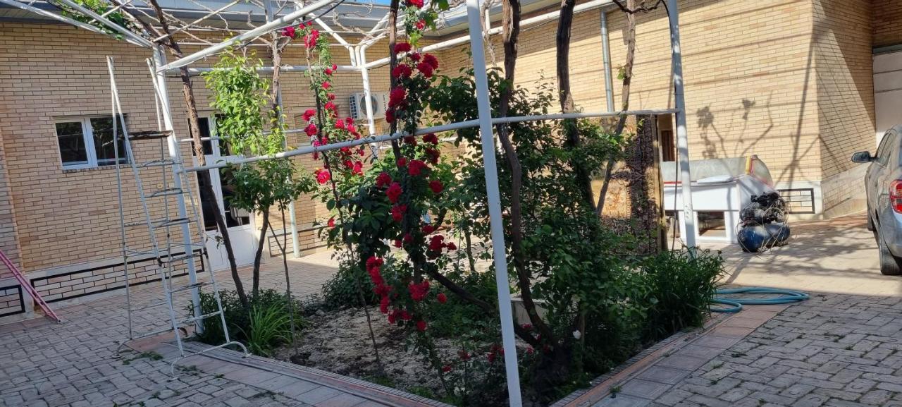 Hostel Muborak Samarkand Luaran gambar